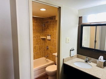 Standard Room, 2 Queen Beds