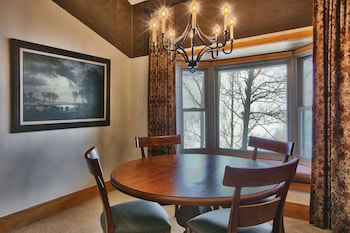 Luxury Room, 1 Bedroom, Mountain View