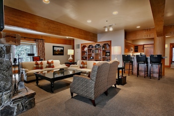 Luxury Townhome, 4 Bedrooms