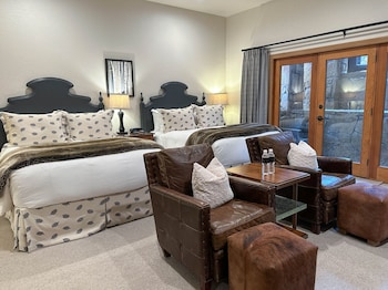 Luxury Suite, 4 Bedrooms, Hot Tub (Premium)