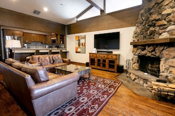 Room, 2 Bedrooms (Bald Eagle)