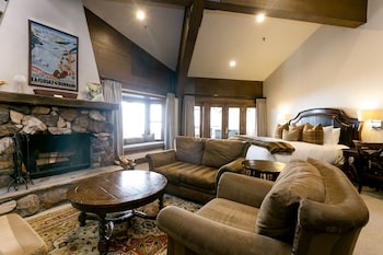 Suite, 3 Bedrooms (Bald Eagle)