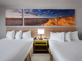 Standard Room, 2 Queen Beds, Non Smoking
