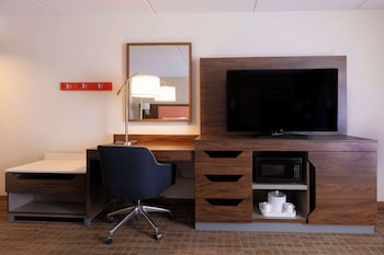 Standard Room, 1 King Bed with Sofa bed, Non Smoking