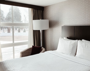 Suite, 1 King Bed, Accessible, Jetted Tub
