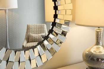 Standard Room, 1 King Bed, Accessible (Communications)