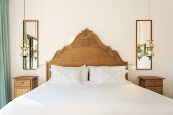 Classic Room, 1 Double Bed, Balcony, Garden View (Balcony)