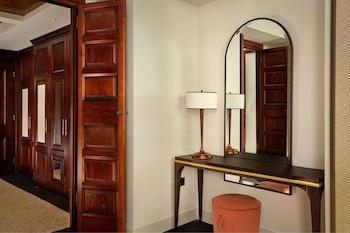 Deluxe Room, 1 Double Bed, Balcony, Garden View (Balcony)