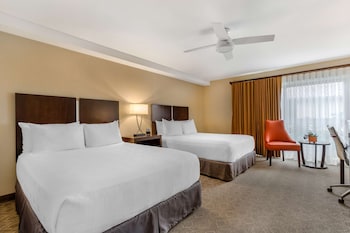 Standard Room, 2 Queen Beds, Non Smoking, Refrigerator