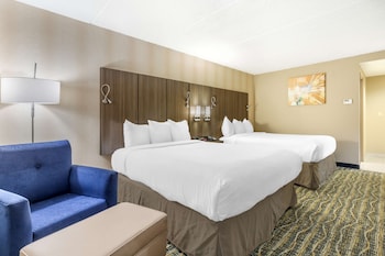 Standard Room, 2 Queen Beds, Non Smoking, Refrigerator