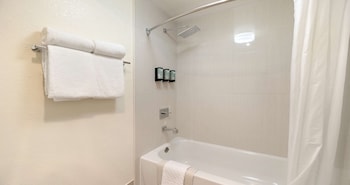 Standard Room, 2 Queen Beds, Non Smoking, Fireplace (2nd Floor)
