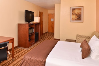 Standard Room, 1 Double Bed, Accessible, Bathtub