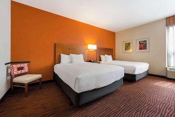 Standard Room, 2 Queen Beds, Non Smoking, Microwave