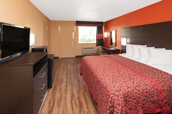 1 King Bed, Mobility Accessible Room Non Smoking