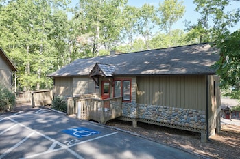 House, Mobility Accessible (at Lanier Island)
