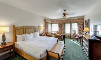 Villa, 1 King Bed, Mobility Accessible