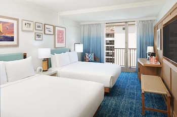 Room, 2 Queen Beds, Partial Ocean View