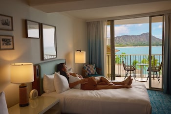 Club Suite, 1 King Bed with Sofa bed, Oceanfront