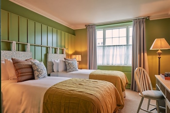 REALLY COMFY ROOM