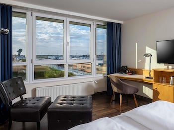 Room, 1 King Bed (Sleep)