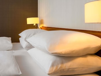 Superior Room, 1 King Bed