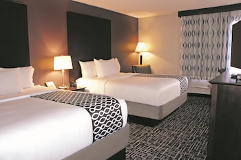 Room, 2 Queen Beds, Accessible, Non Smoking (Mobility)