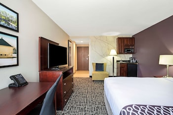 Executive Room, 1 King Bed, Non Smoking