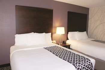 Room, 2 Queen Beds, Non Smoking