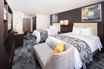 Premier 2 Queens High Floor