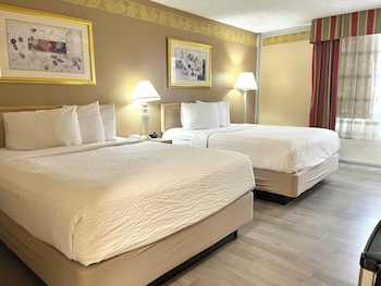 Standard Room, 2 Queen Beds, Non Smoking