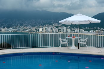 Casita with shared pool two beds
