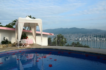 Casita with shared pool two beds