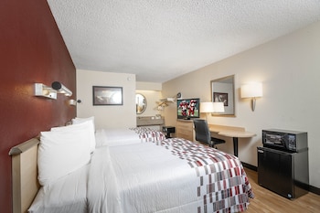 Deluxe Room, 2 Double Beds (Smoke Free)