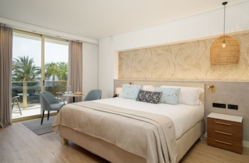 Superior Room, Balcony (Single Use)