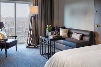 Room, 1 King Bed, Balcony