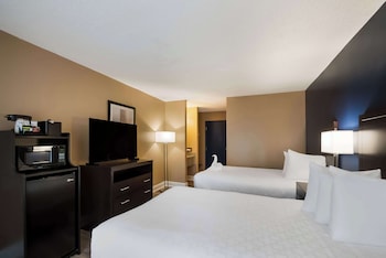 Standard Room, 2 Double Beds, Non Smoking