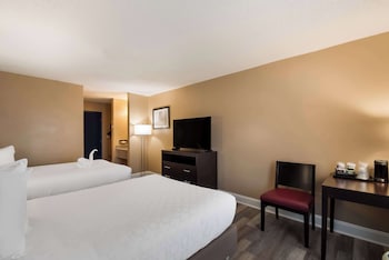 Standard Room, 2 Double Beds, Non Smoking