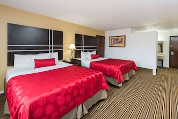Room, 2 Queen Beds, Non Smoking (Pet Friendly)
