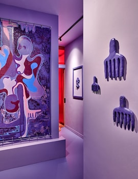Suite (Sisters Janssen Suite)