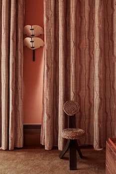 Suite (Harper's Bazaar Suite)