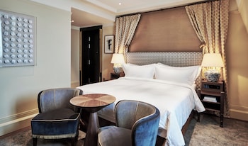 Premium Room (Deluxe)