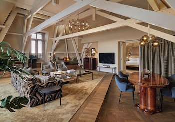 Presidential Suite (Loft)