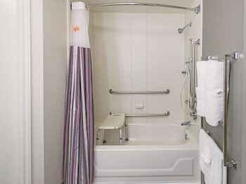 Room, 1 King Bed, Accessible, Non Smoking (Mobility, Roll-In Shower, Mini-Fridge)
