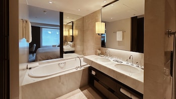 Room, 1 King Bed
