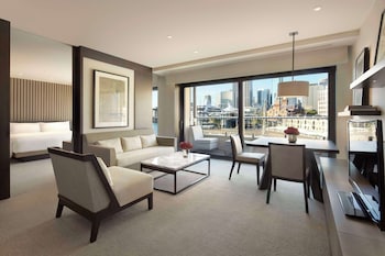 Cove Suite