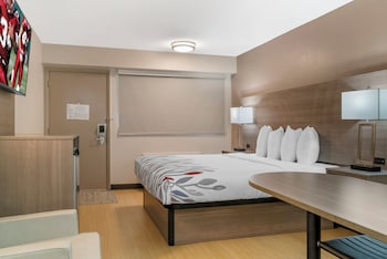 Superior Room, 1 King Bed (Smoke Free)