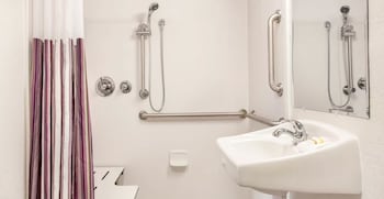 Room, 2 Double Beds, Accessible, Non Smoking (Mobility/Hearing Impaired Accessible)
