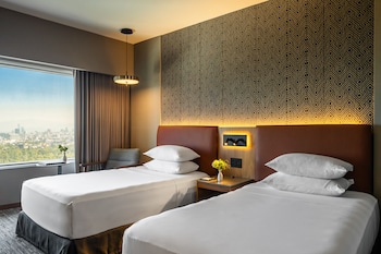 Club Room, 2 Twin Beds (Regency, High Floor)