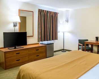 Standard Room, 1 King Bed, Non Smoking