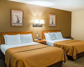 Standard Room, 2 Queen Beds, Non Smoking